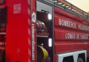 Feroz incendio en una fábrica de Lomas de Zamora  Trabajaron ocho dotaciones de bomberos.